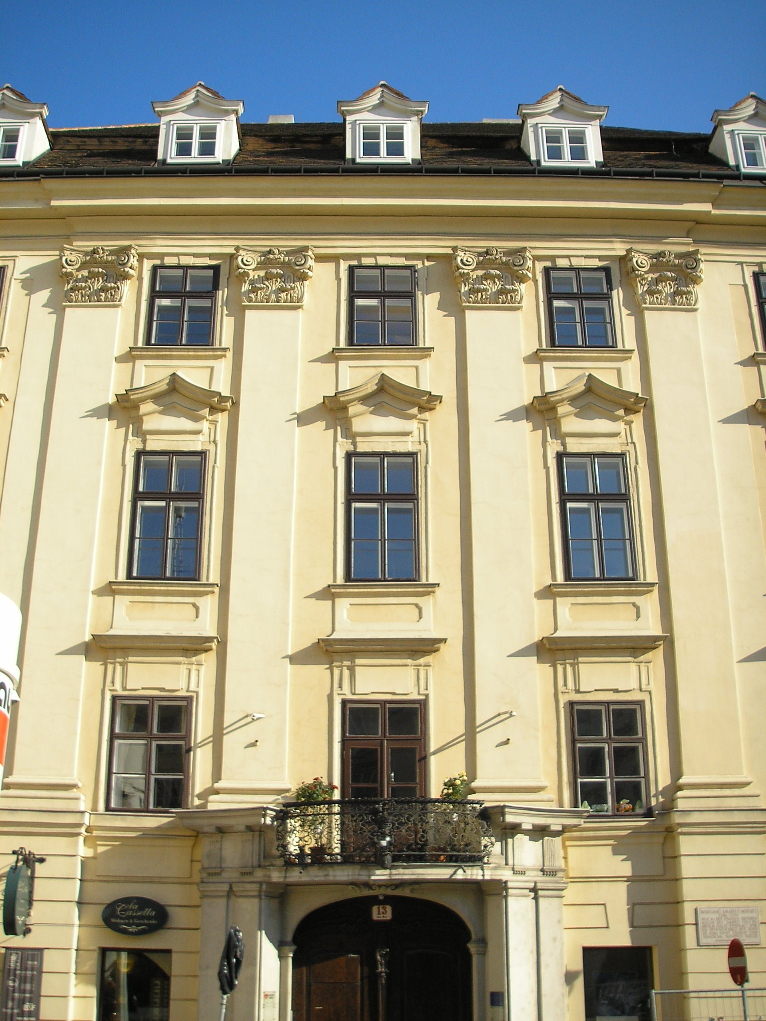 Námestie-Am-Hof - Hotel ESO.jpg