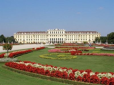 P291c940e_Schonbrunn1.jpg